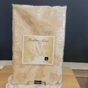 New "Berkshire Leave"  Ivory Tablecloth  60 x 84 Oblong100% polyester.